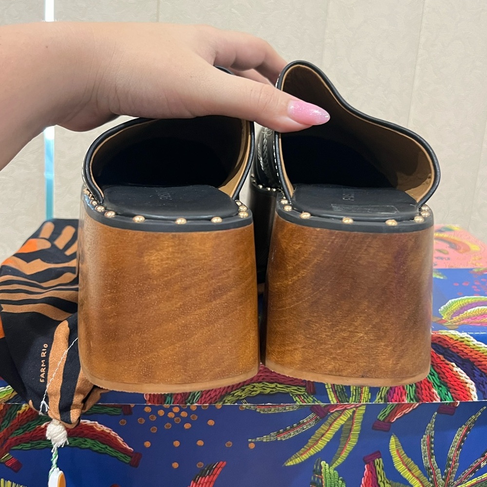 NEW FARM Rio Black Heart Clog Studded Platform Heels - Picture 9 of 12